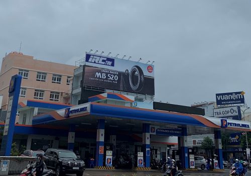 Hệ thống cây xăng Petrolimex